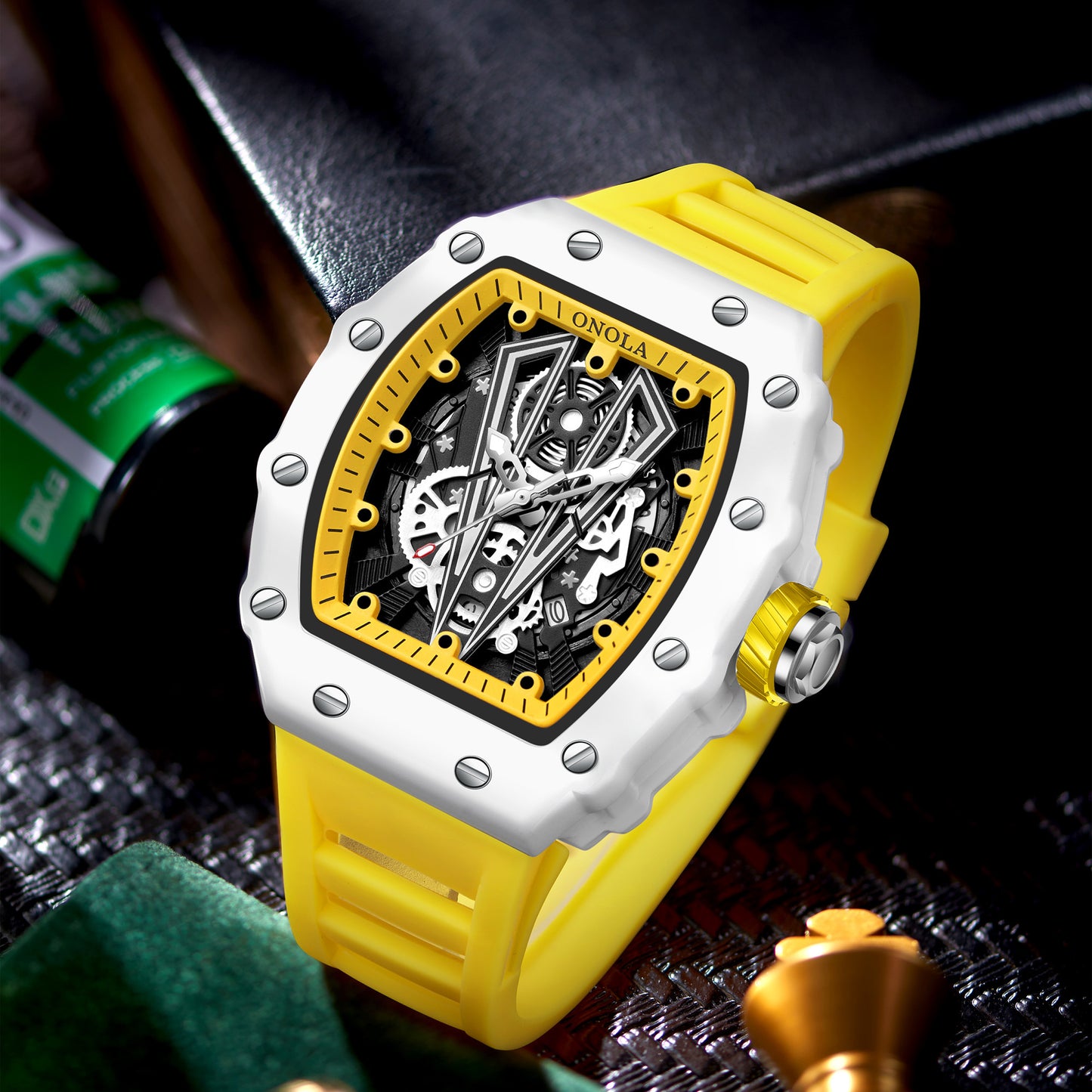 ONOLA-3826W men's quartz wristwatch, wine barrel style, 30 meter waterproof, suitable for daily wear